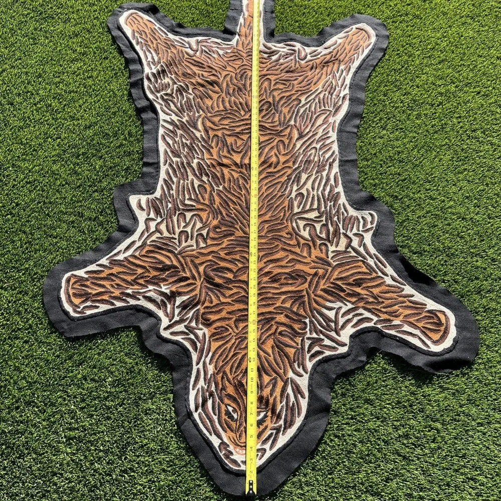 Scarlette Wool Tiger Shaped Rug 95